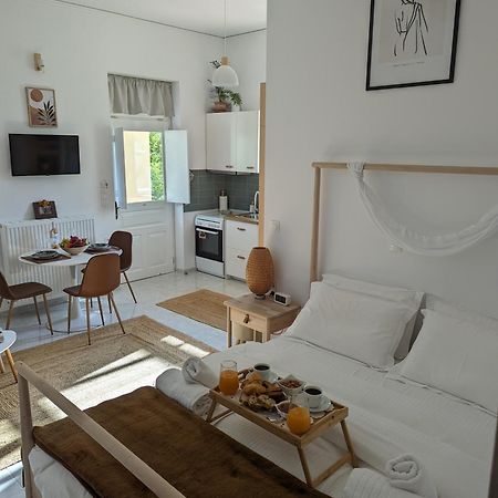 The Valkyries 1 Apartment Leonidio Bagian luar foto