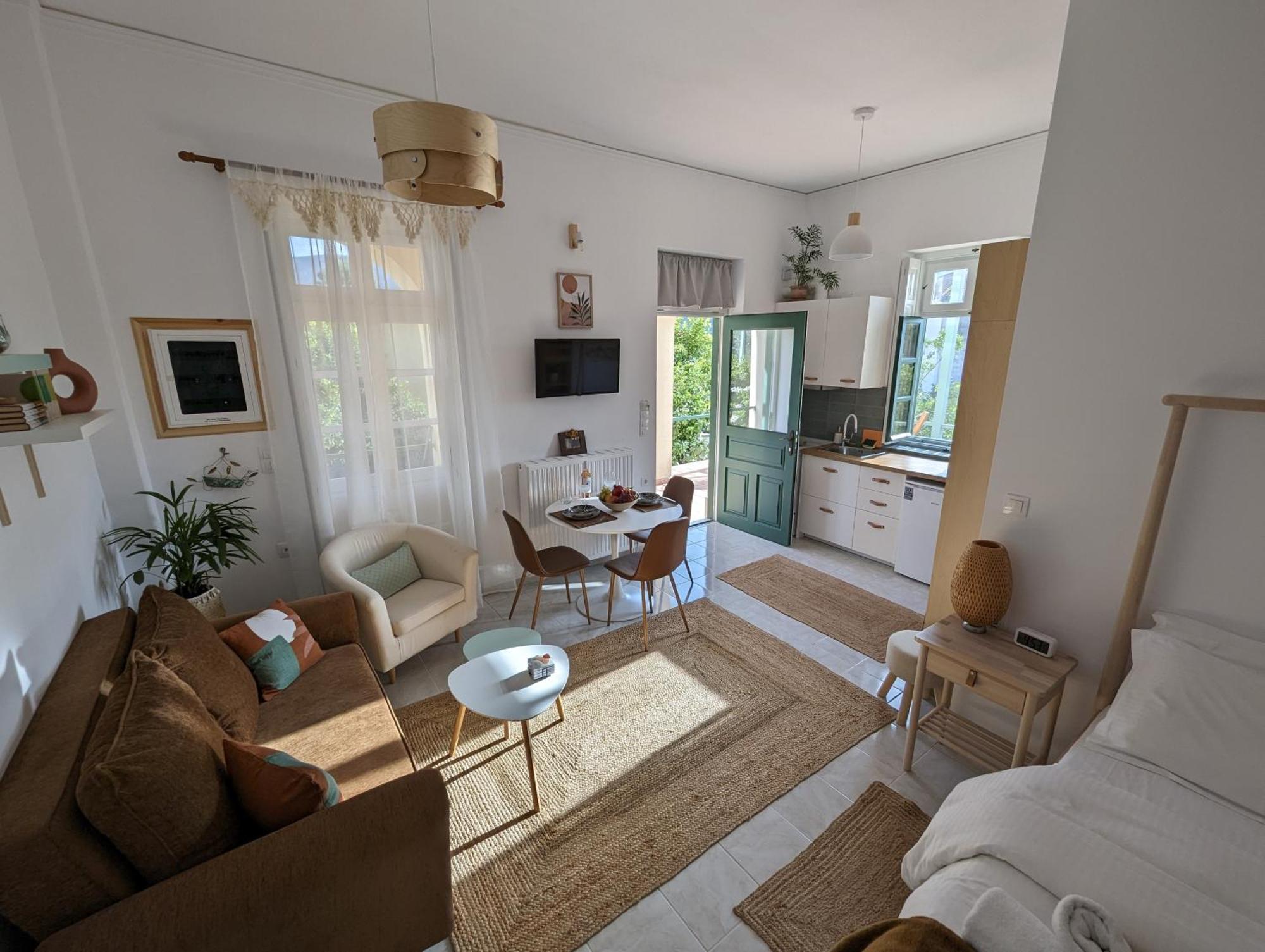 The Valkyries 1 Apartment Leonidio Bagian luar foto