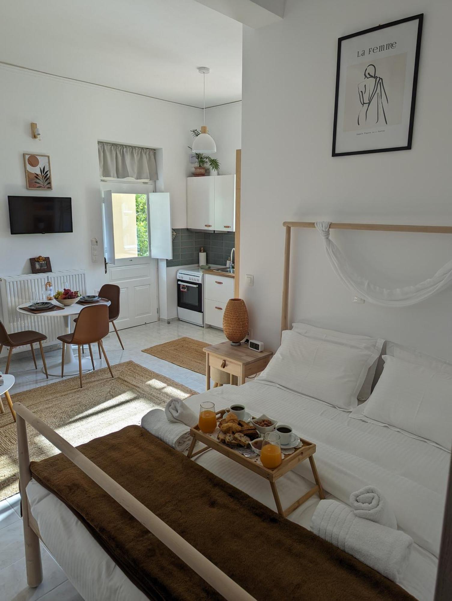 The Valkyries 1 Apartment Leonidio Bagian luar foto
