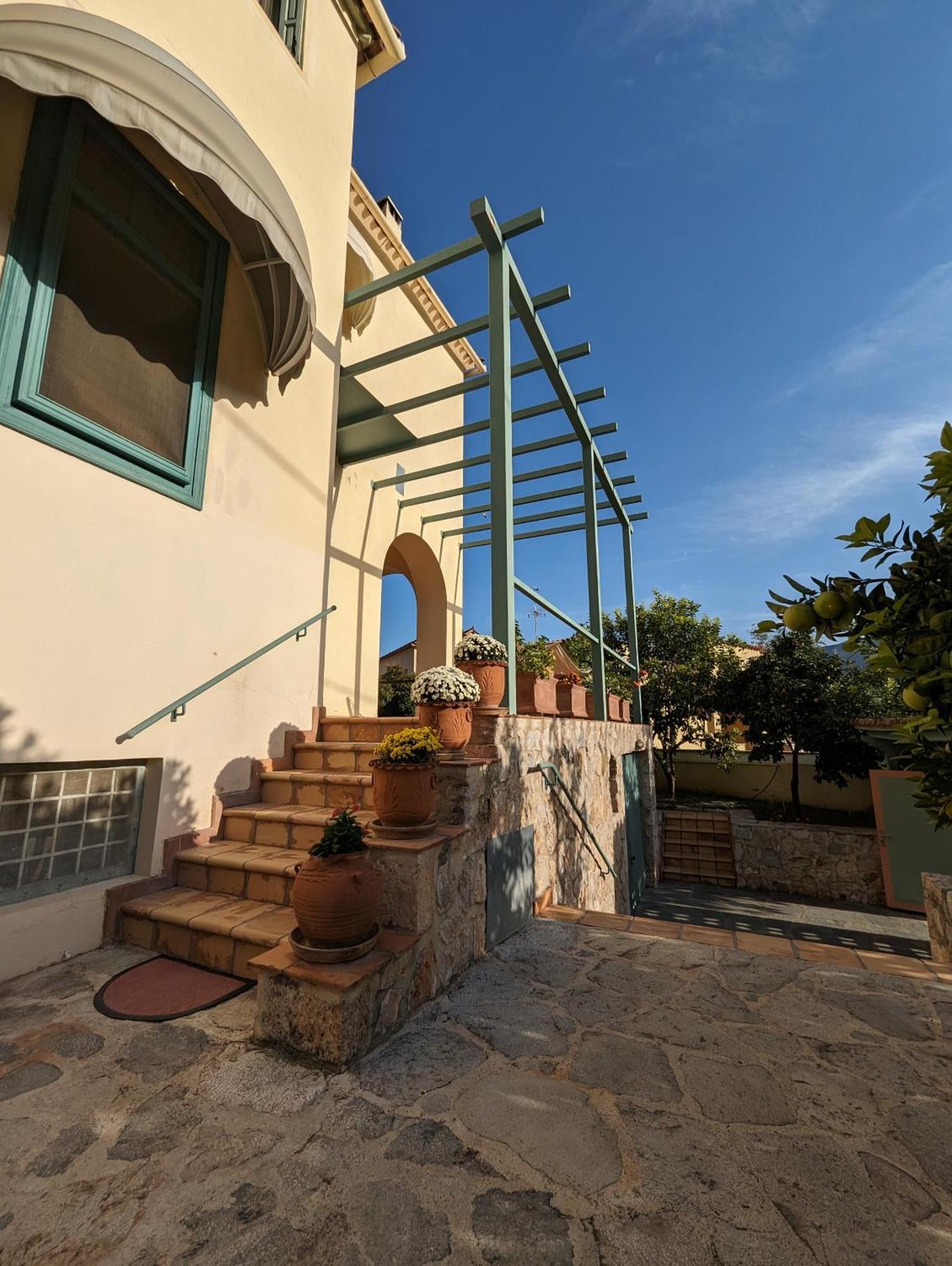 The Valkyries 1 Apartment Leonidio Bagian luar foto